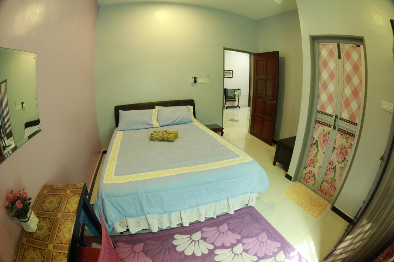 Twin Castle Homestay Kuala Pilah Eksteriør bilde