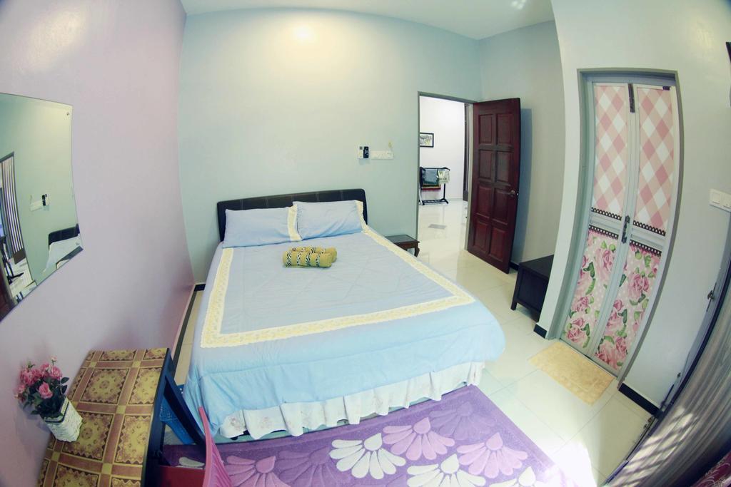 Twin Castle Homestay Kuala Pilah Eksteriør bilde
