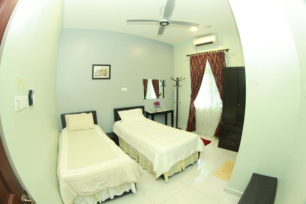 Twin Castle Homestay Kuala Pilah Eksteriør bilde