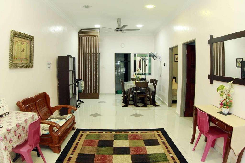 Twin Castle Homestay Kuala Pilah Eksteriør bilde