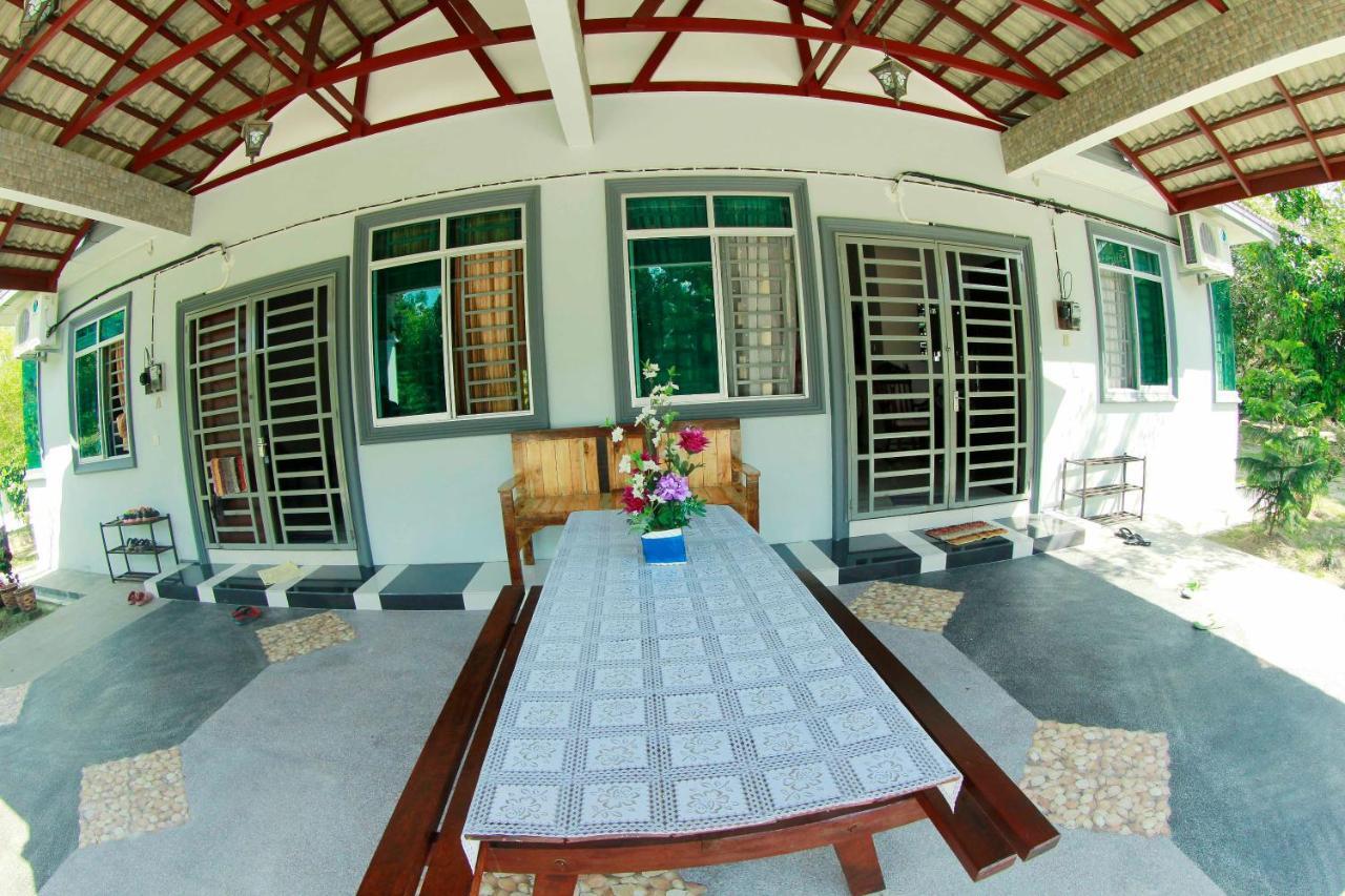 Twin Castle Homestay Kuala Pilah Eksteriør bilde